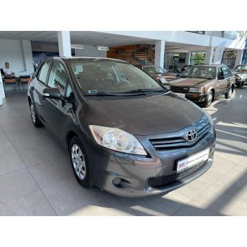 Toyota Auris  Liftback 2010,  1.4 diesel - Na sprzedaż za 39 900 zł - Kraków - zdjęcie 3