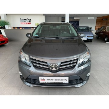 Toyota Avensis 2013,  2.0 diesel - Na sprzedaż za 64 900 zł - Kraków - zdjęcie 2
