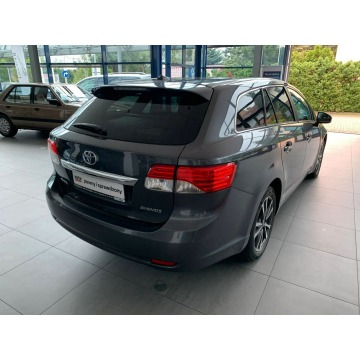 Toyota Avensis 2013,  2.0 diesel - Na sprzedaż za 64 900 zł - Kraków - zdjęcie 6