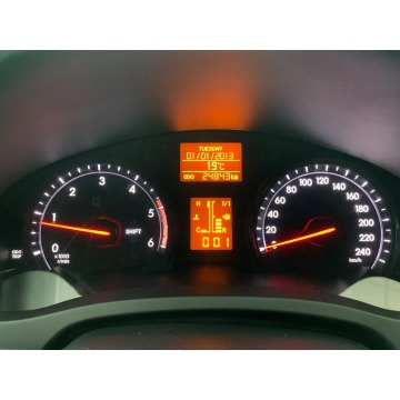 Toyota Avensis 2013,  2.0 diesel - Na sprzedaż za 64 900 zł - Kraków - zdjęcie 9