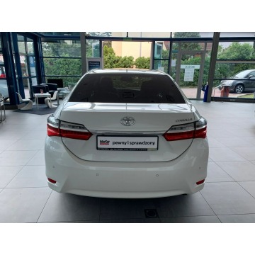 Toyota Corolla  Sedan/Limuzyna 2016,  1.6 benzyna - Na sprzedaż za 66 900 zł - Kraków - zdjęcie 8