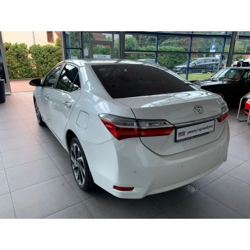 Toyota Corolla  Sedan/Limuzyna 2016,  1.6 benzyna - Na sprzedaż za 66 900 zł - Kraków - zdjęcie 9
