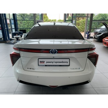 Toyota   Sedan/Limuzyna 2017 hybryda, automat - Na sprzedaż za 109 900 zł - Kraków - zdjęcie 7