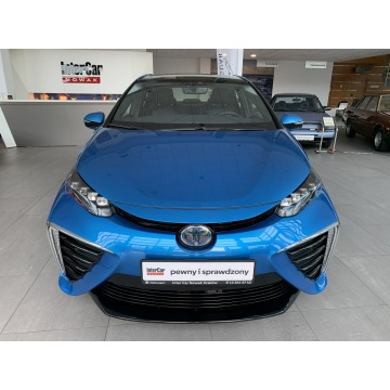 Toyota   Sedan/Limuzyna 2017 hybryda, automat - Na sprzedaż za 115 900 zł - Kraków - zdjęcie 2