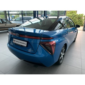 Toyota   Sedan/Limuzyna 2017 hybryda, automat - Na sprzedaż za 115 900 zł - Kraków - zdjęcie 6