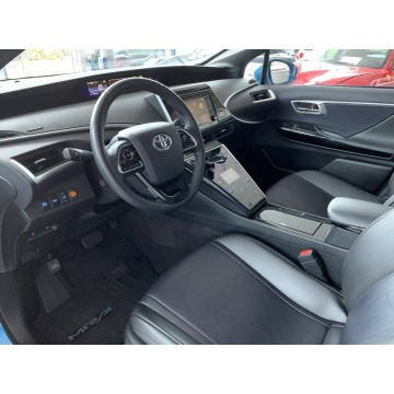 Toyota   Sedan/Limuzyna 2017 hybryda, automat - Na sprzedaż za 115 900 zł - Kraków - zdjęcie 10