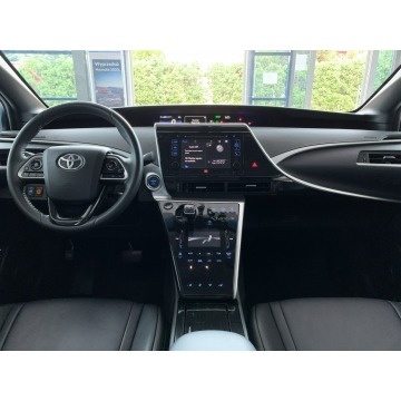 Toyota   Sedan/Limuzyna 2017 hybryda, automat - Na sprzedaż za 115 900 zł - Kraków - zdjęcie 12