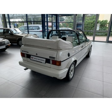 Volkswagen Golf  Kabriolet 1990,  1.8 benzyna - Na sprzedaż za 114 900 zł - Kraków - zdjęcie 6