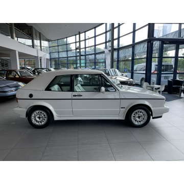 Volkswagen Golf  Kabriolet 1990,  1.8 benzyna - Na sprzedaż za 114 900 zł - Kraków - zdjęcie 12