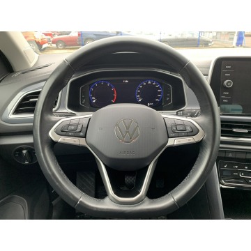 Volkswagen T-Roc  SUV 2022,  1.5 benzyna, automat - Na sprzedaż za 128 900 zł - Kraków - zdjęcie 11