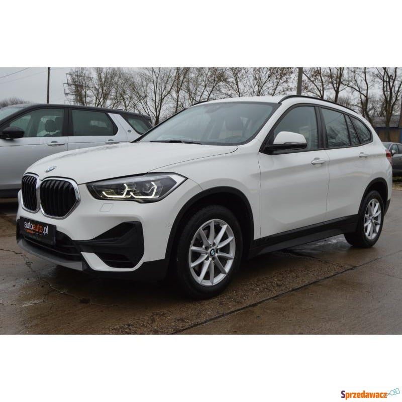 BMW X1  Terenowy 2020,  1.5 benzyna - Na sprzedaż za 140 000 zł - Warszawa