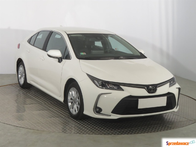 Toyota Corolla  Liftback 2022,  1.5 benzyna - Na sprzedaż za 62 600 zł - Katowice