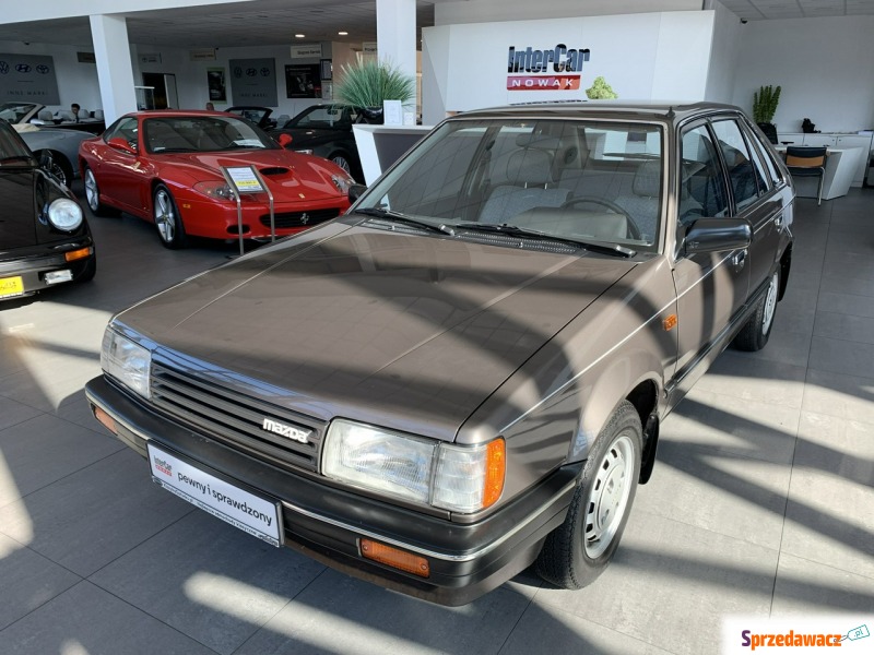 Mazda 323  Hatchback 1986,  1.6 benzyna - Na sprzedaż za 79 900 zł - Kraków