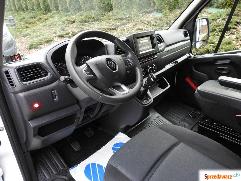 Renault Master,  0.0 diesel - Na sprzedaż za 167 157 zł - Wałbrzych
