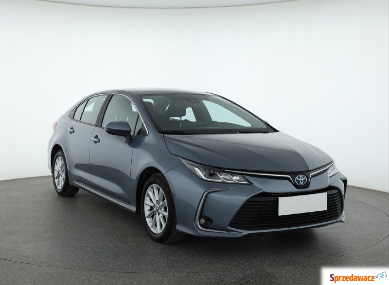 Toyota Corolla  Liftback 2022,  1.8 benzyna - Na sprzedaż za 77 234 zł - Piaseczno