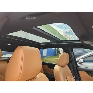 Mazda   SUV 2024,  3.3 hybryda, automat - Na sprzedaż za 221 277 zł - Katowice - zdjęcie 10