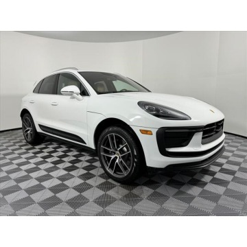 Porsche Macan  SUV 2024,  2.0 benzyna, automat - Na sprzedaż za 254 610 zł - Katowice - zdjęcie 3