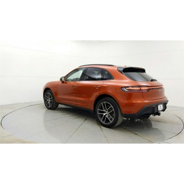 Porsche Macan  SUV 2024,  2.0 benzyna, automat - Na sprzedaż za 212 790 zł - Katowice - zdjęcie 7