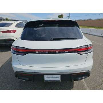 Porsche Macan  SUV 2024,  2.0 benzyna, automat - Na sprzedaż za 214 020 zł - Katowice - zdjęcie 5