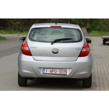 Hyundai i20  Hatchback 2010,  1.2 benzyna - Na sprzedaż za 14 299 zł - Nysa - zdjęcie 9