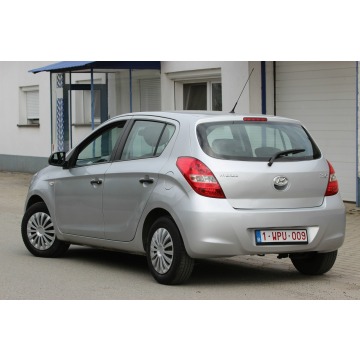 Hyundai i20  Hatchback 2010,  1.2 benzyna - Na sprzedaż za 14 299 zł - Nysa - zdjęcie 10