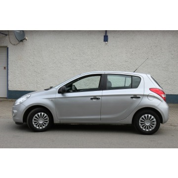 Hyundai i20  Hatchback 2010,  1.2 benzyna - Na sprzedaż za 14 299 zł - Nysa - zdjęcie 12