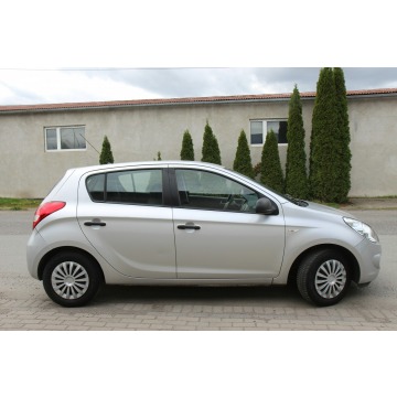 Hyundai i20  Hatchback 2010,  1.2 benzyna - Na sprzedaż za 14 299 zł - Nysa - zdjęcie 11