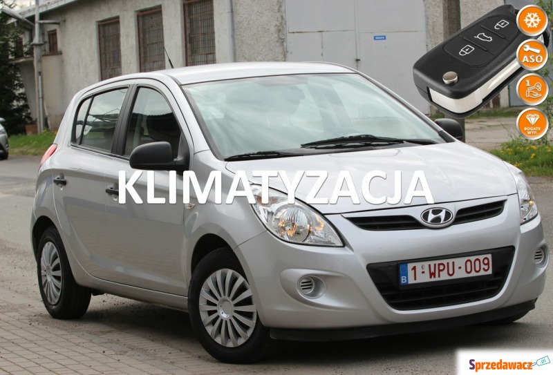Hyundai i20  Hatchback 2010,  1.3 benzyna - Na sprzedaż za 15 700 zł - Nysa