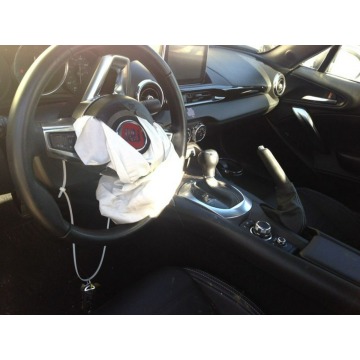Fiat 124 Spider  Kabriolet 2017,  1.4 benzyna, automat - Na sprzedaż za 23 900 zł - Katowice - zdjęcie 5