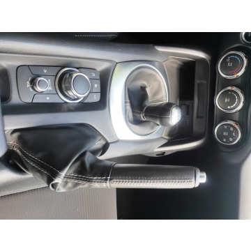 Fiat 124 Spider  Kabriolet 2017,  1.4 benzyna - Na sprzedaż za 8 500,00 zł - Katowice - zdjęcie 10
