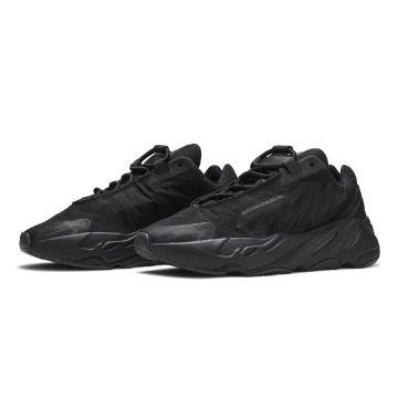 Adidas YeezY Boost 700 Mnvn Triple Black / FV4440