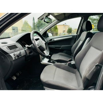 Opel Astra 2009,  1.6 benzyna - Na sprzedaż za 13 900 zł - Dolna Grupa - zdjęcie 11