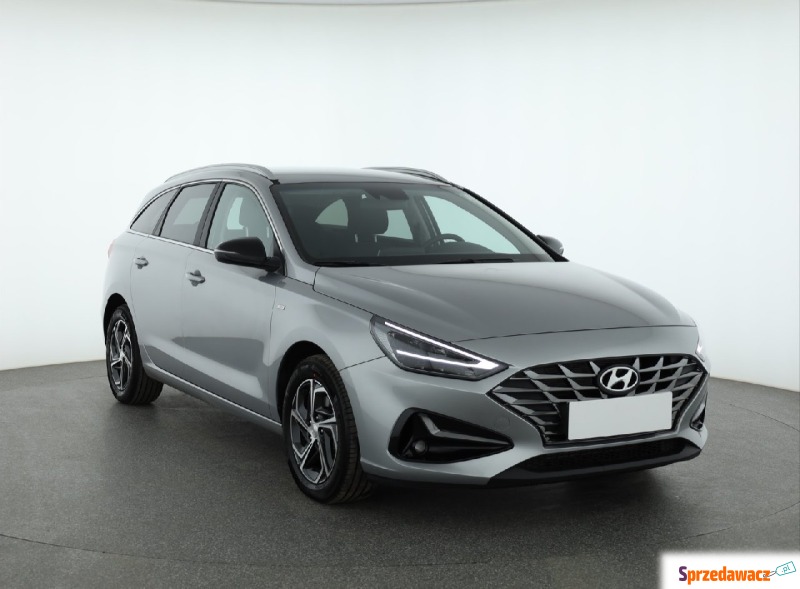 Hyundai i30  Kombi 2023,  1.5 benzyna - Na sprzedaż za 82 926 zł - Piaseczno