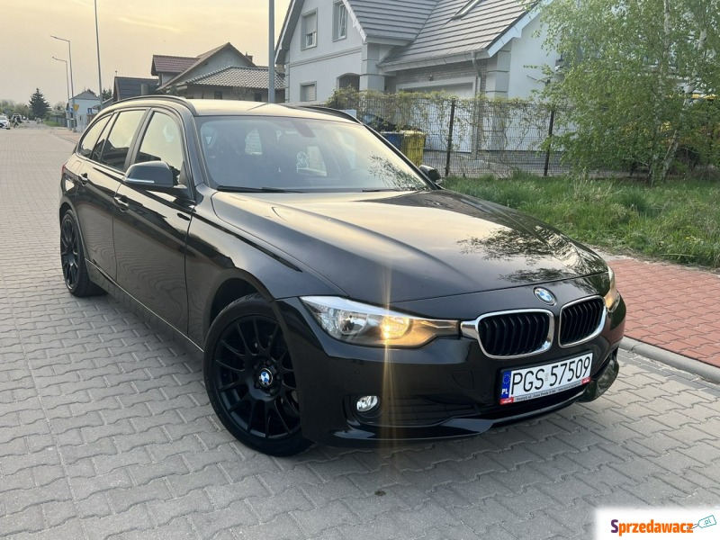 BMW Seria 3 2013,  2.0 diesel - Na sprzedaż za 41 998 zł - Gostyń