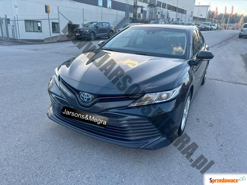 Toyota Camry  Sedan/Limuzyna 2020,  2.5 hybryda - Na sprzedaż za 69 900 zł - Kiczyce
