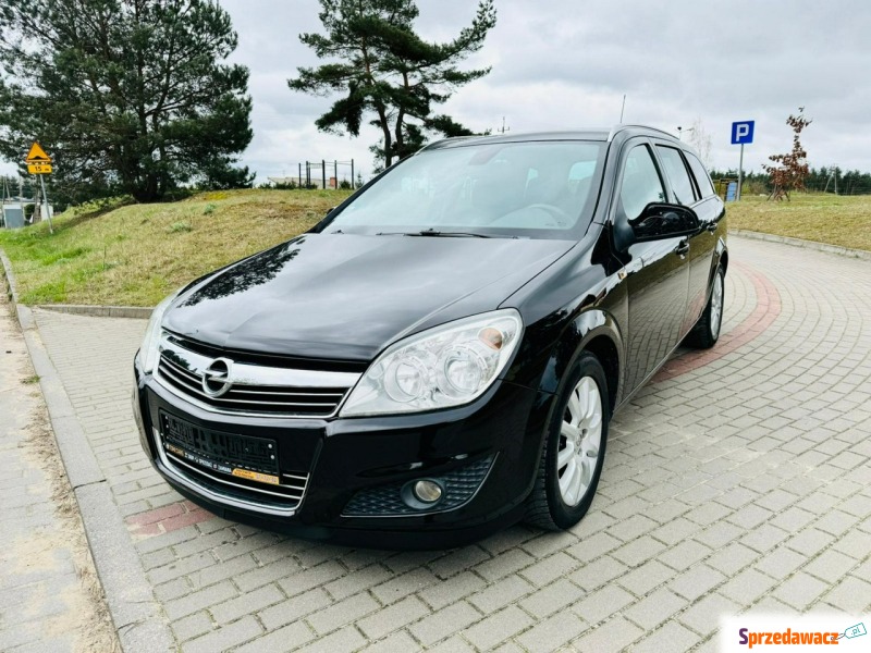 Opel Astra 2009,  1.6 benzyna - Na sprzedaż za 15 900 zł - Dolna Grupa