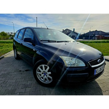 Ford Focus 2006,  16.0 benzyna - Na sprzedaż za 9 900,00 zł - Grudziądz - zdjęcie 2