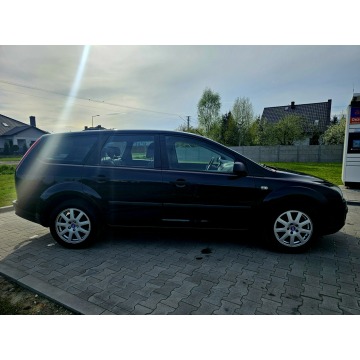 Ford Focus 2006,  16.0 benzyna - Na sprzedaż za 9 900,00 zł - Grudziądz - zdjęcie 6