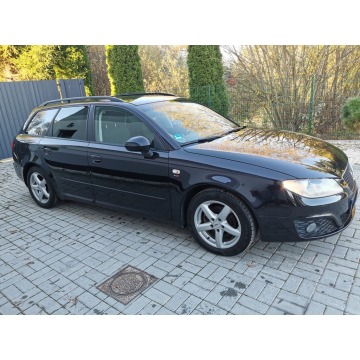 Seat Exeo 2010,  2.0 diesel - Na sprzedaż za 23 900 zł - Strzegom - zdjęcie 4
