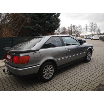 Audi  1990,  2.0 benzyna, automat - Na sprzedaż za 31 900 zł - Strzegom - zdjęcie 5