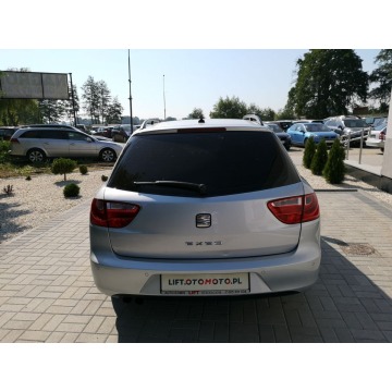 Seat Exeo 2010,  2.0 diesel - Na sprzedaż za 22 900 zł - Strzegom - zdjęcie 5