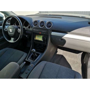 Seat Exeo 2010,  2.0 diesel - Na sprzedaż za 22 900 zł - Strzegom - zdjęcie 8