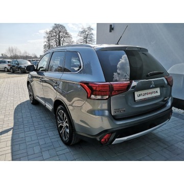 Mitsubishi Outlander 2016,  2.2 diesel - Na sprzedaż za 69 900 zł - Strzegom - zdjęcie 6