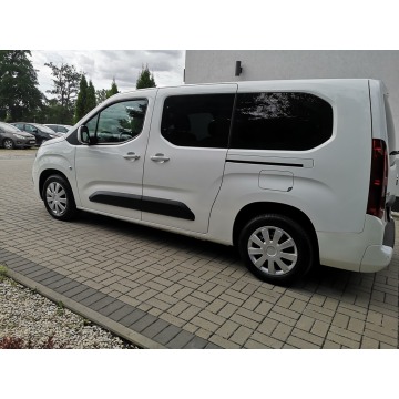 Opel Combo 2019,  1.5 diesel - Na sprzedaż za 55 900 zł - Strzegom - zdjęcie 8