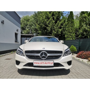 Mercedes - Benz  2016,  3.0 diesel, automat - Na sprzedaż za 169 900 zł - Strzegom - zdjęcie 2