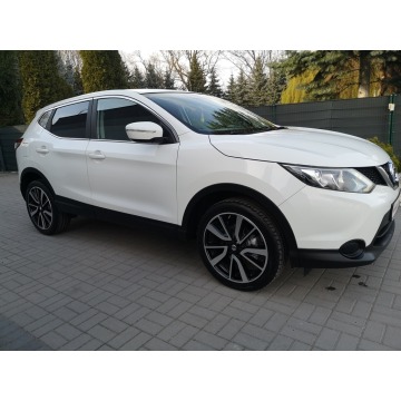 Nissan Qashqai 2014,  1.2 benzyna - Na sprzedaż za 44 900 zł - Strzegom - zdjęcie 4