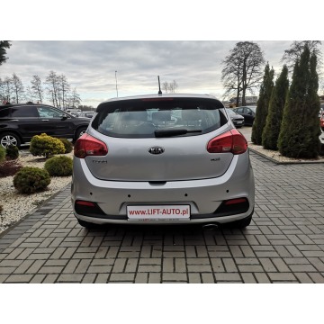 Kia Ceed 2014,  1.6 diesel, automat - Na sprzedaż za 36 900 zł - Strzegom - zdjęcie 6