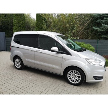 Ford Tourneo Courier 2016,  1.5 diesel - Na sprzedaż za 41 900 zł - Strzegom - zdjęcie 4