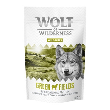 Wolf of Wilderness Snack – Wild Bites, 180 g - Green Fields - jagnięcina