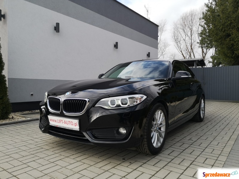 BMW Seria 2 2016,  2.0 diesel - Na sprzedaż za 72 900 zł - Strzegom